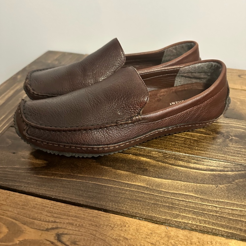 Women’s Natualizer “Mazzy” Brown Leather Loafers